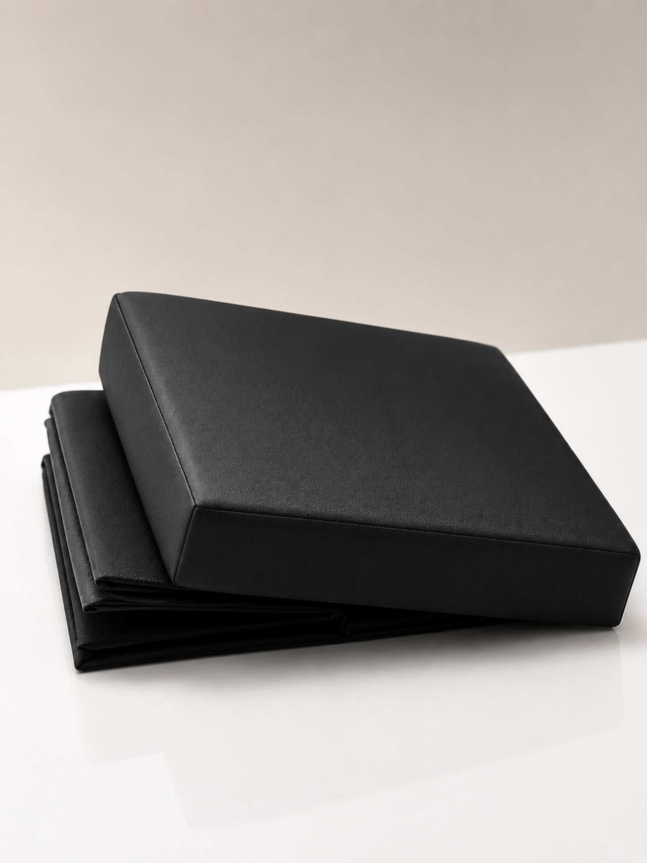 Hocker Box Faltbare Sitzbank mit abnehmbaren Deckel und Stauraum Schwarz - Interbed